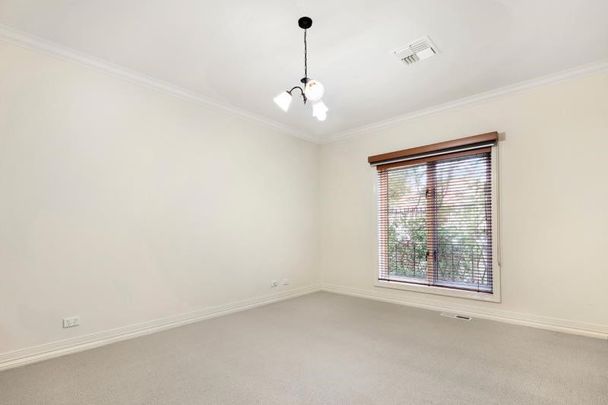 28 Poplar Street, CAULFIELD SOUTH - Photo 1