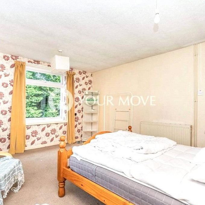 3 bedroom flat to rent - Photo 1