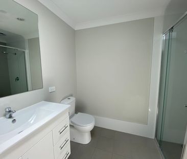 2 Bed | 2 Bath | 2 Living Townhouse - Photo 6