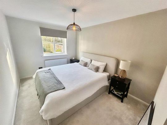 2 bedroom bungalow to rent - Photo 1