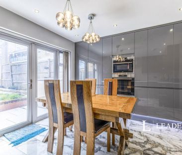 3 bedroom terraced house to rent - Photo 3