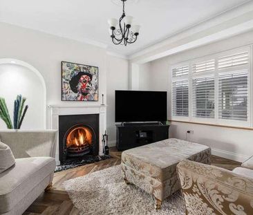 Carterhatch Lane, Enfield, EN1 - Photo 3