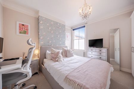 Waldron Road, London, SW18 - Photo 4