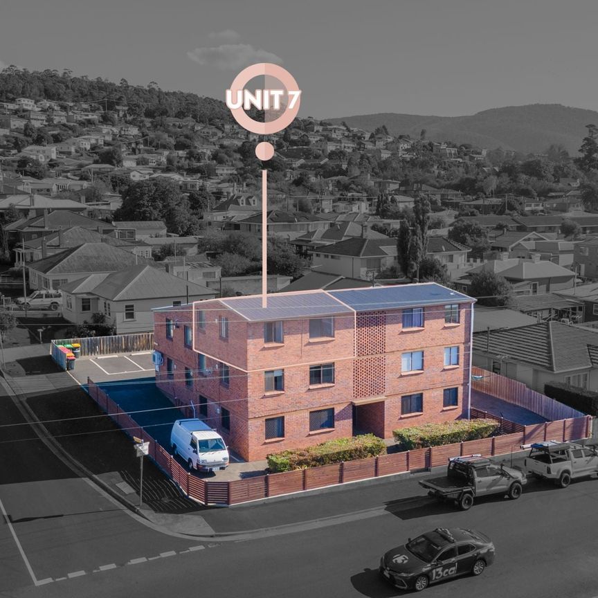 Convenient 1-Bed Apartment in Moonah - Photo 1