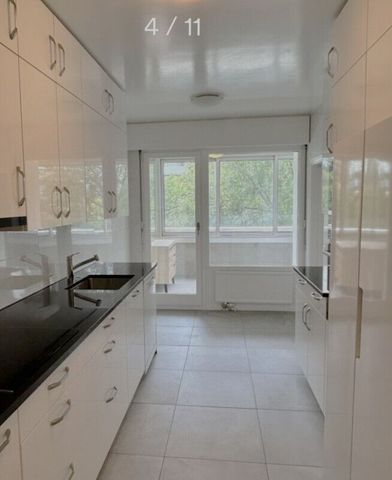SPACIEUX APPARTEMENT TRAVERSANT DANS RÉSIDENCE DE LUXE - Photo 2