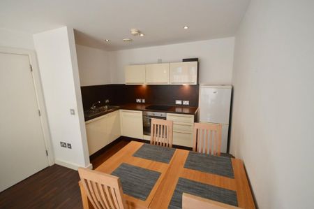 1 bedroom flat to rent - Photo 4