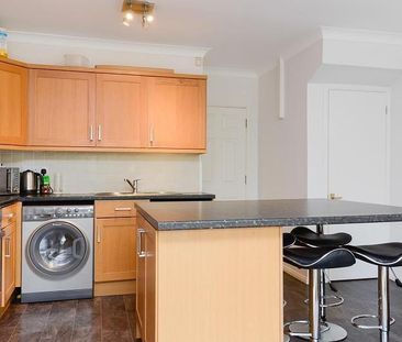 4 bedroom terraced house to rent - Photo 6