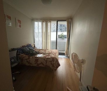 Wentworth Point - Photo 3