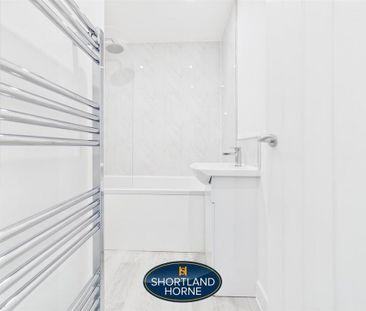 3 bedroom end of terrace house to rent - Photo 4