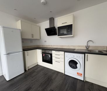 Market Square, Northampton - Photo 5