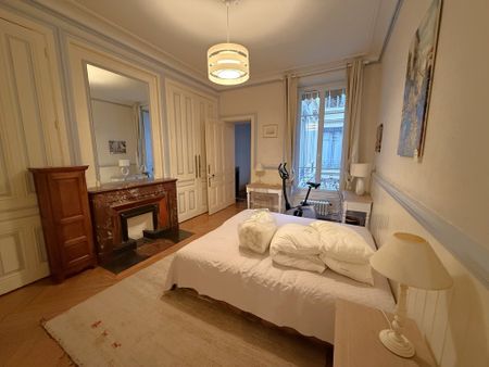 APPARTEMENT T4 A LOUER - LYON 2EME ARRONDISSEMENT - 138.7 m2 - 1 940 € charges comprises par mois - Photo 4