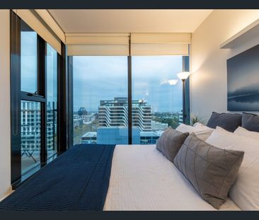 Fully Furnished Luxury Apartment - Photo 4