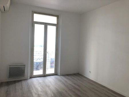 Location Appartement 3 pièces 58m² CANNES 06400 - Photo 2
