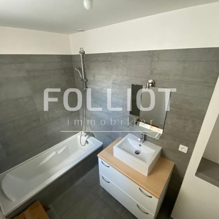 A LOUER : Appartement 3 pièces à louer à Fougères - Photo 1