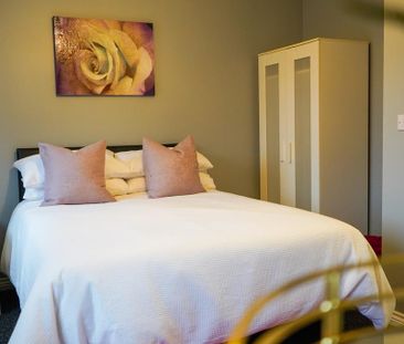 3 bedroom terraced house to rent - Photo 6