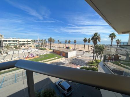 Casa o chalet de alquiler en Avinguda Mare Nostrum, La Patacona - Photo 2