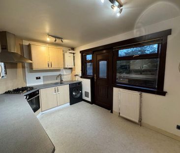 2 bedroom end of terrace house to rent - Photo 6