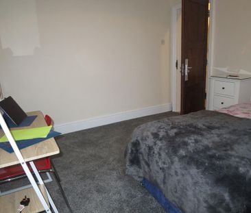 5 bedroom house to rent - Photo 3