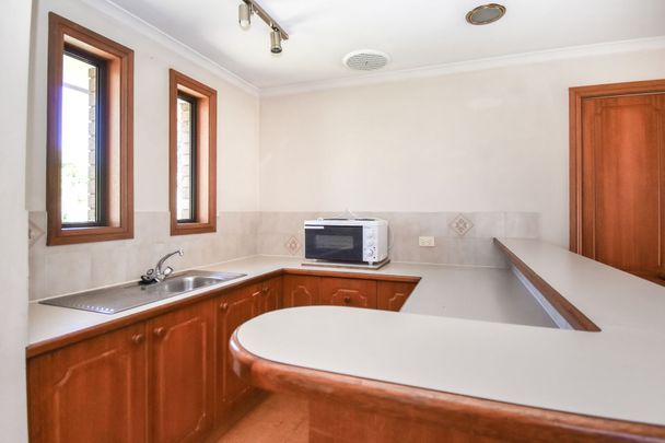 1/10 Holly Place, Orange. - Photo 1