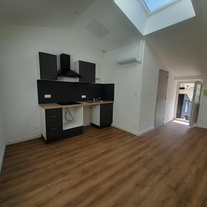 Location Appartement 2 pièces 31m² MACON 71000 - Photo 2