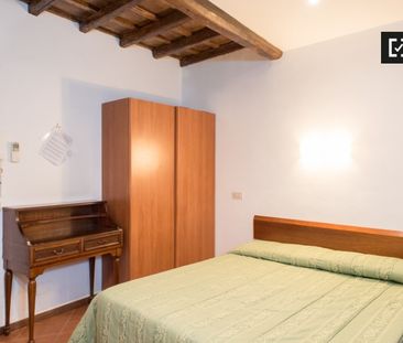 rome, Lazio 00187 - Photo 1