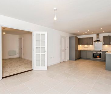 4 bedroom house to rent Primrose Way, Pershore, Worcestershire, WR10 - Photo 1