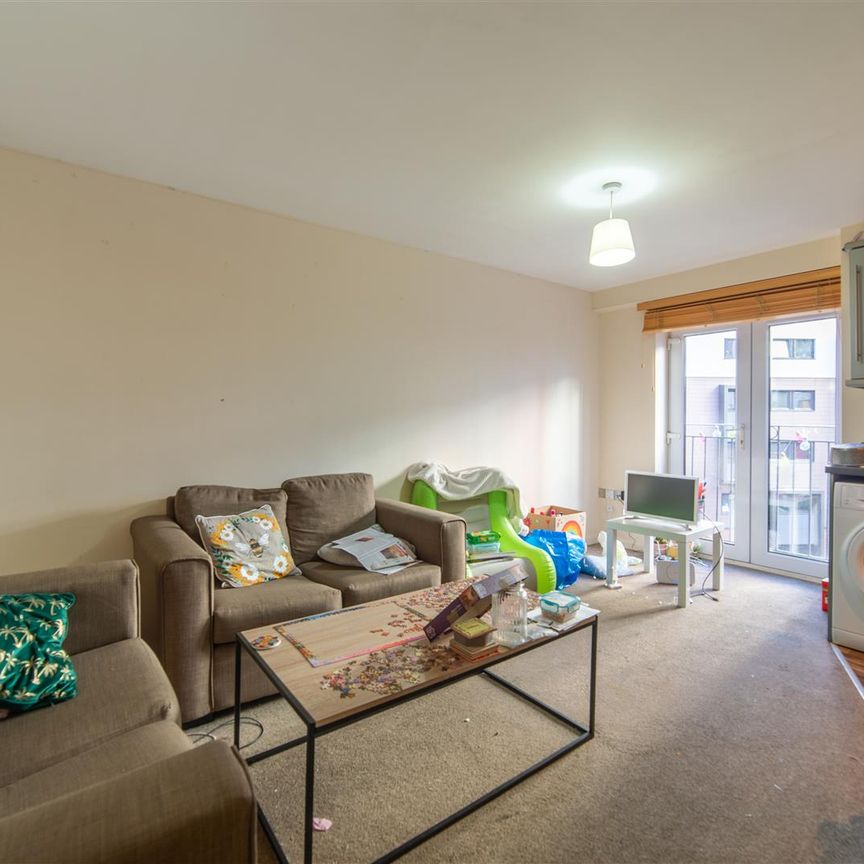 3 bed apartment to rent in Melbourne Street, Newcastle Upon Tyne, NE1 - Photo 1