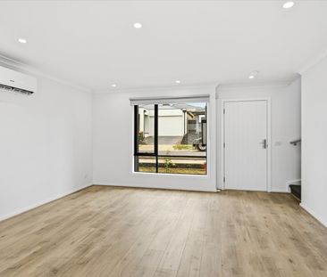 BRAND NEW TOWNHOUSE - Photo 6