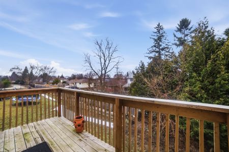 For Lease - 9 Mclean Avenue, Collingwood, Ontario - Photo 5