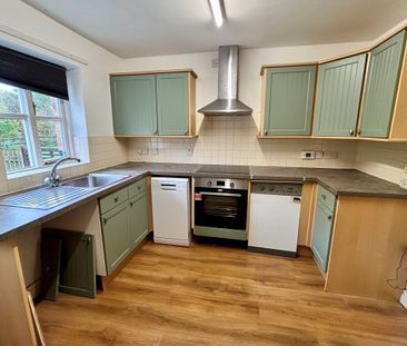 Winsford, Darnhall - Photo 4