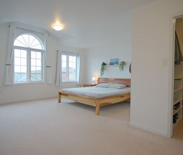 For Lease - 2068 Gibson Street, Innisfil, Ontario - Photo 3