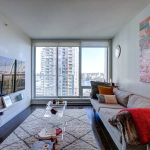 18th Floor | Fully Furnished 1 bedroom + 1 Bathroom + View Balcony - Photo 2