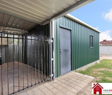 17 Lilika Street, Armadale, WA 6112 - Photo 2