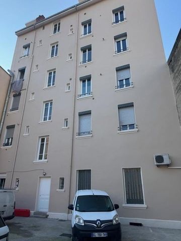 Location Appartement 3 pièces 59m² VILLEURBANNE 69100 - Photo 5