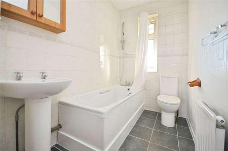 Springfield Court, Corbets Tey Road, Upminster, Essex, RM14 - Photo 5