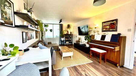 3 bedroom House To Let - Photo 3