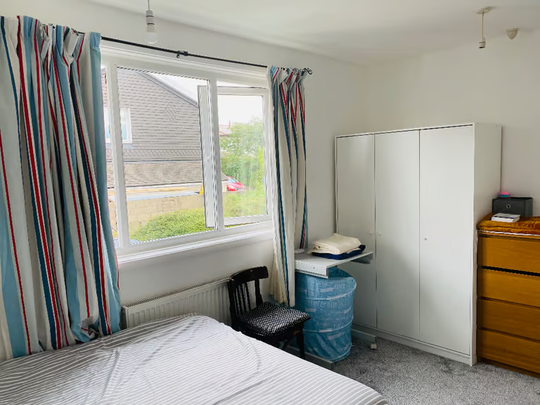 1 bedroom in a house share to rent - Photo 1