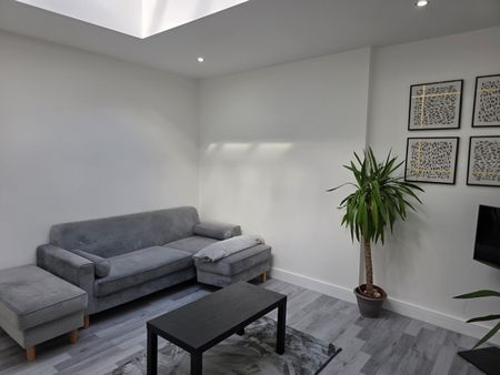 1 Bed Flat, Aylestone Road, LE2 - Photo 2