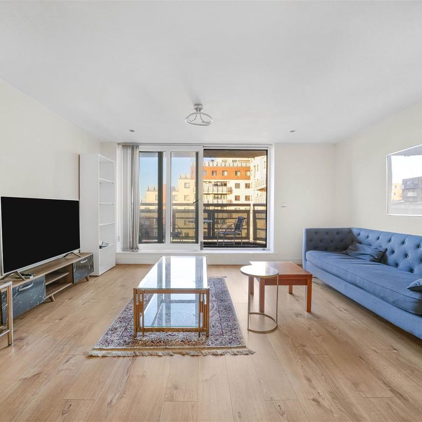 Wards Wharf Approach, London - Photo 1