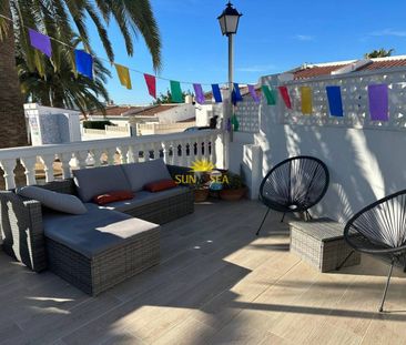 VILLA WITH 2 BEDROOMS IN LA NUCIA, ALICANTE - Photo 4