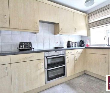 Pakenham Close, Fairford Leys, HP19 - Photo 4