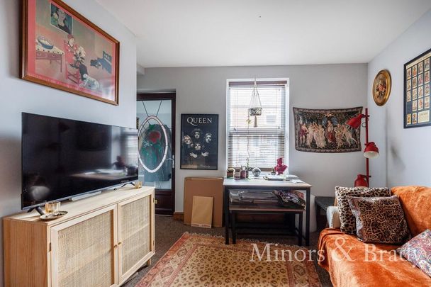 2 bedroom flat to rent - Photo 1