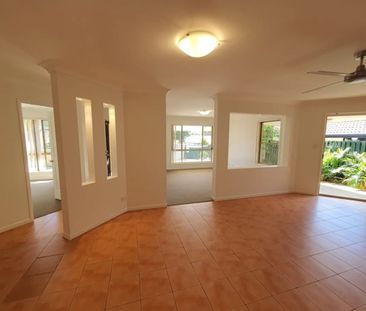 20 Ellis Drive, Mudgeeraba QLD 4213 - House For Rent | Domain - Photo 1