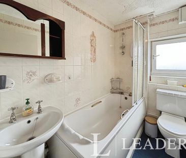 1 bedroom flat to rent - Photo 6