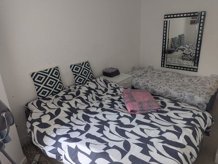 Room in a Shared Flat, Darwin Road, W5 - Photo 5