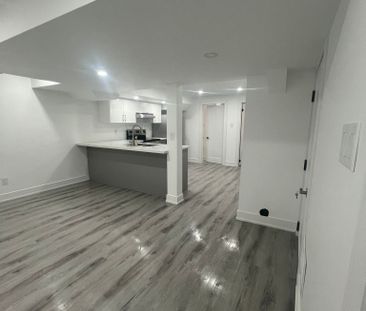 For Lease - 3 Cox Crescent Unit# BASEMENT, Brampton, Ontario - Photo 1