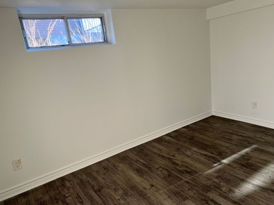 For Lease - 508 Stafford Drive Unit# Basement, Oakville, Ontario - Photo 1