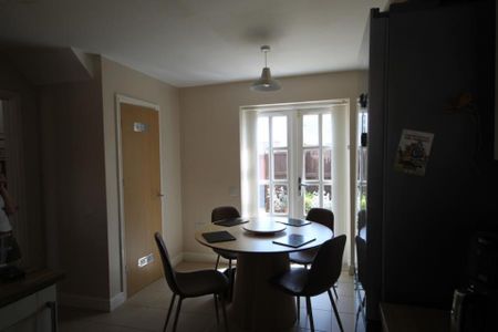 Harding Wood, Lightmoor - £1,100 pcm - Photo 5