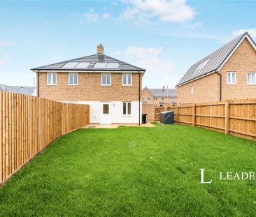 2 bedroom semi-detached house to rent - Photo 3