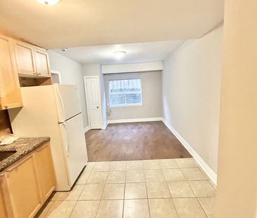 For Lease - 15 Thirty Third Street Unit# 110, Toronto, Ontario - Photo 6